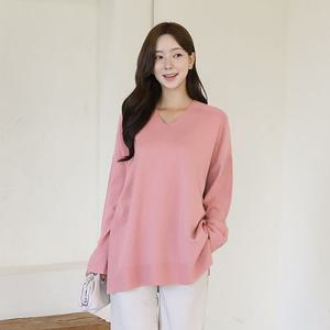 [바네사빈]촉감좋은 박시브이넥 옆트임 니트 v00350