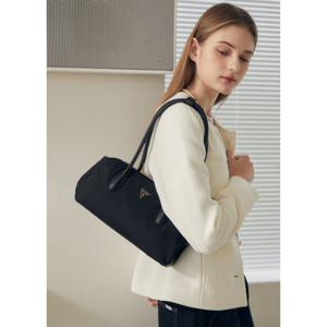 [GUESS]게스진 MAUVE 패브릭 롱 탑핸들 숄더백 블랙(HP1A3A85)