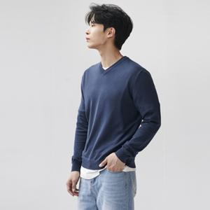 [by파크랜드]블루 소프트 카라멜 브이넥 스웨터.GWV21433