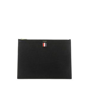 톰브라운 페블 그레인 클러치 클러치 파우치 MAC021L00198001 BL