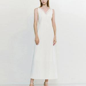 [헤레이스]넥포인트 젤라 원피스_YMSH25SS1006