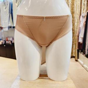 비너스 VPT0996H 25SS 봄광고 서브 헴라인팬티