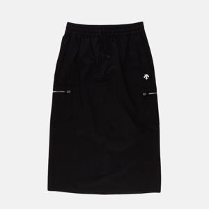 [데상트] 여성 크링클 우븐 7부 카고 스커트 블랙 SP322USK79