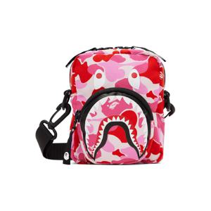 BAPE 메신저백 핑크 미니 ABC 카모 샤크 메신저백 242546M170001