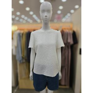 [플라스틱아일랜드]날개소매 시어서커 블라우스 PQ2WB585_DJ