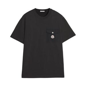 몽클레어 남성 로고 모티프 포켓 반팔티셔츠 블랙 8C00032 89AVF 999