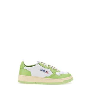 AUTRY 메달리스트 로우 스니커즈 AULWWB42