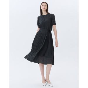 질스튜어트 뉴욕 여성 24SS 50%세일스테디셀러블랙 플리츠 반팔원피스 WJDR4B500BK