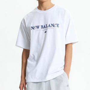 M 뉴발란스반팔티 RQK NBNEF21433-10 UNI 플라잉 레터링 반팔티(SEMI OVER FIT)