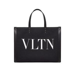 발렌티노 VLTN 에코랩 미디움 캔버스 쇼퍼백 블랙 화이트 B0A35PYY0NI