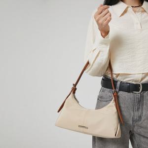 [랩]TRAPEZIUM SHOULDER BAG(AR7AB821)