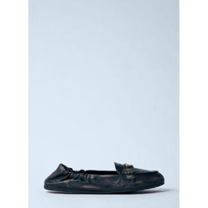 25 FW 프라다 여성 로고 플라크 로퍼  pra0260006blk