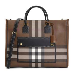 버버리 프레야 여성 토트백 MD FREYA TOTE 8069660