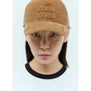 25 FW 미우미우 여성 엠보싱 로고 벨벳 베이스볼 캡 5HC179 2F81 F0401 TP840369385