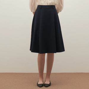 [SATIN] 플레어 A라인 미디스커트 S253B301