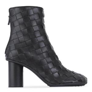 보테가베네타   앵클 부츠 FW25 811087V2ED02113 6247412 FONDANT