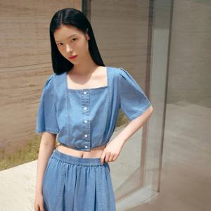 [랩]스퀘어 크랍 데님블라우스(AR2DB570)