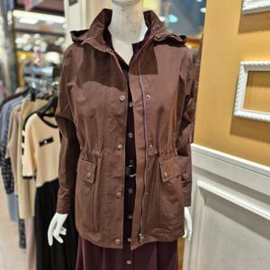 [BCBG] 비씨비지 가을24 로그 점퍼 B4C8R152
