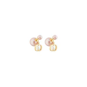 디올 트리발 이어링 골드 피니쉬 메탈 페일 핑크 화이트 레진 펄 E3213WOMRS-D97P