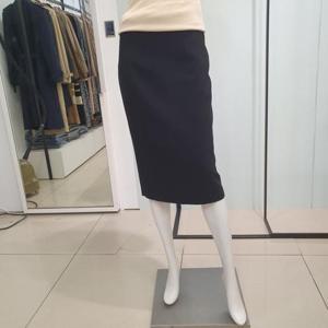 아니베에프 세이브존01 H라인 기본스커트 A29WSK560