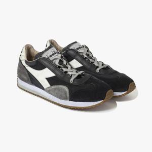 디아도라운동화 KQJ D3353HCR01BLK 이큅 H 더티 스톤워시 에보 BLACK