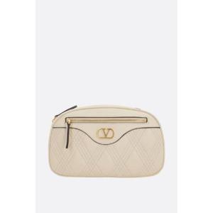 VALENTINO GARAVANI 퀼트 나파 소재의 퀼티 67 숄더백 6W2B0R03IFEREN