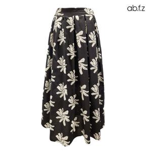 [에이비에프지]플라워 패턴 롱 면 주름 스커트 APZ2QS02F