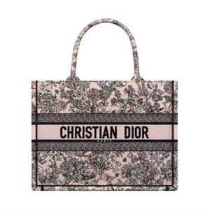 디올 Dior Lucky Dior Book Tote 미디엄 백 M1296ZEKI_M45E