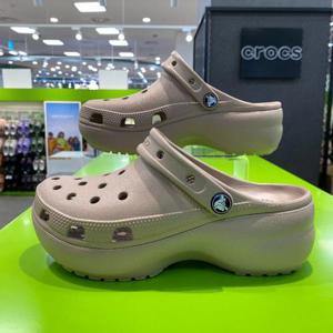 CROCS HC02 클래식 플랫폼 클로그 토프 매장발송 굽있는 여성용 편한 샌들