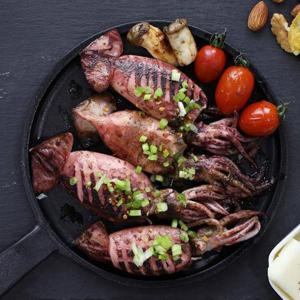 [신선담다] 국내산 한입에 통찜 오징어 1kg 15-18미