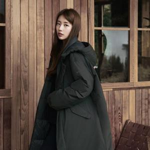 여성 수지 야상 구스 다운 씬에어 VIBE W KWW23560