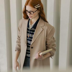 Flap pointed one button jacket_Beige