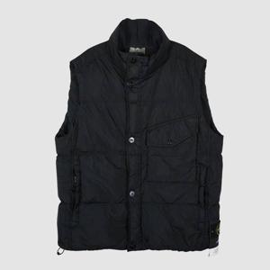 스톤아일랜드 25FW 크링클랩스 와펜 패딩 베스트 블랙 K2S15 G100003 S0A23 V0029 1488607