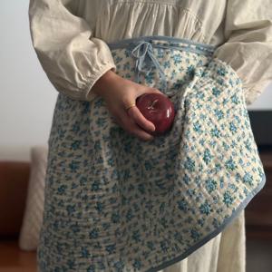 4중 거즈 양면 행주 허리 앞치마 블루꽃무늬