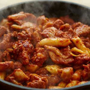 청년푸줏간 복날세트 (춘천닭갈비 + 찜닭 + 윙봉콤보 + 간장닭갈비)