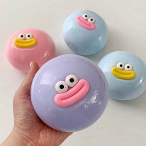 말랑말랑 빵덕둥글 왕눈입술 스퀴시 스트레스볼 모찌