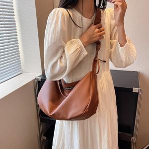 여성 가죽크로스백 무지 여행용 학생 가방 경량 데일리 숄더백