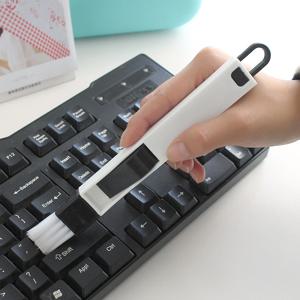 TEMU 1-in-1 다용도 청소 브러시 키보드 및 책상용 - 하드 플라스틱, 확장 가능한 손잡이, 전기 없음 - 가정 사무실, 침실, 주방, 욕실에 이상적