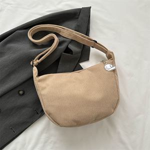 TEMU 캐주얼 코듀로이 여성용 숄더백, 단색 패션 일본 스타일 크로스백, 조절 가능한 스트랩과 지퍼 잠금 장치, 폴리에스테르 안감, 블랙, 화이트, 핑크, 카키, 다크 브라운 제공