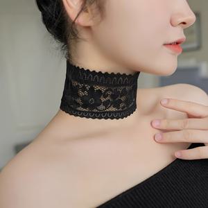 TEMU 블랙 레이스 스카프 넥 커버 - 우아한 블랙 레이스 디자인, 신축성 있는 폴리에스터, 완벽한 스카프 및 장식, 성숙한 스타일, 손세탁 가능, 넥 스카프 | 우아한 넥웨어 | 신축성 있는 원단
