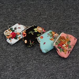 TEMU 4pcs 빈티지 로즈 프린트 동전 포켓, 키스 잠금, 폴리에스터 꽃 코스메틱 가방 - 일상 사용, 파티 선물, 선물에 적합 - 빈티지 스타일, 파티 선물 가방 | 꽃 프린트 디자인 | 내구성 있는 원단, 동전 포켓