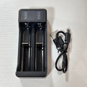 TEMU USB-C 케이블이 있는 4슬롯 고속 충전 리튬 배터리 충전기, 18650, 14500, 26650용 지능형 전력 표시, 최대 36V 전압 - 배터리 미포함, 현대식 배터리 충전 , 과전압 보호