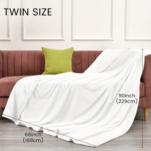 TEMU 1pc 고급스러운 양면 플란넬 플리스 담요 - 320GSM 초극세사 부드러운 따뜻한 플러시 편안한 가벼운 침대 던지기 가을용, 기계 세척 가능, 털 빠짐 없음, 침대, 소파, 여행, 캠핑에 완벽하고, 할로윈 크리스마스 선물에 이상적