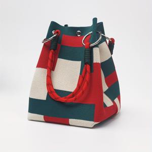 TEMU 여성용 빈티지 스타일 대용량 토트백 - 레트로 멀티컬러 블록 핸드백 버클 클로저, 내구성 있는 폴리에스터 소재, 생동감 넘치는 컬러 (노랑/오렌지/파랑/핑크/초록/빨강) - 업무, 여행, 일상 사용을 위한 구조화된 숄더백|토트백|빈티지|에코백