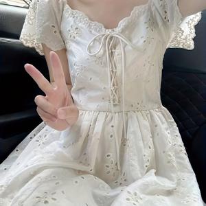 TEMU 여성을 위한 우아한 프랑스 자수 꽃무늬 드레스 - V넥 드로스트링 허리, 반팔, A라인 실루엣, 가벼운 폴리에스테르, 봄/여름/가을에 완벽한 귀여운 드레스|인견원피스