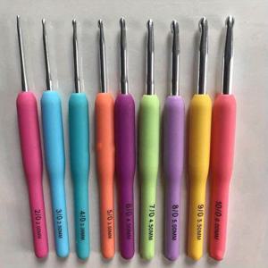 TEMU 9pcs 크로셰 후크 세트, 편안한 그립 2-6mm, 알루미늄 산화제로 만든 부드러운, 내구성이 뛰어난 나이프, 밝은 색상으로 재미있는 크래프팅을 즐기세요