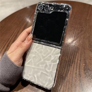 TEMU 삼성 갤럭시 Z 플립 시리즈용 물결 디자인의 투명 폰 케이스, 모델 3, 4, 5, 6, 7 및 5G 포함, 충격 방지 보호 기능 제공