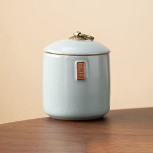 TEMU Ru Kiln Cracked Ceramic Home Decor Jar, 중국 스타일 디스플레이용 작은 장식품, 거실 및 차방에 적합, 휴대용 야외용 주전자.