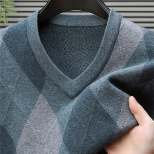 TEMU 가을 겨울 신상 V넥 체크무늬 컬러블록 스웨터 남성용 긴팔 루즈핏 풀오버 탑