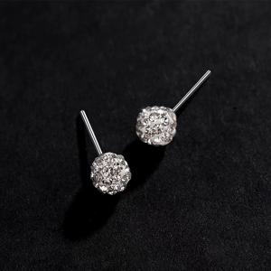 TEMU 1 쌍의 여성 패션 스티드 이어링, S925 순한 은색 낮은 알러지 4-6mm 반짝이는 은색 지르코니아 원형 볼 스티드 이어링 간단한 패션 스티드 이어링 귀뼈 스티드 이어링 고급 일상 다용도, 일상 착용/휴가/생일/어머니의 날 선물, 여성용 이어링에 적합
